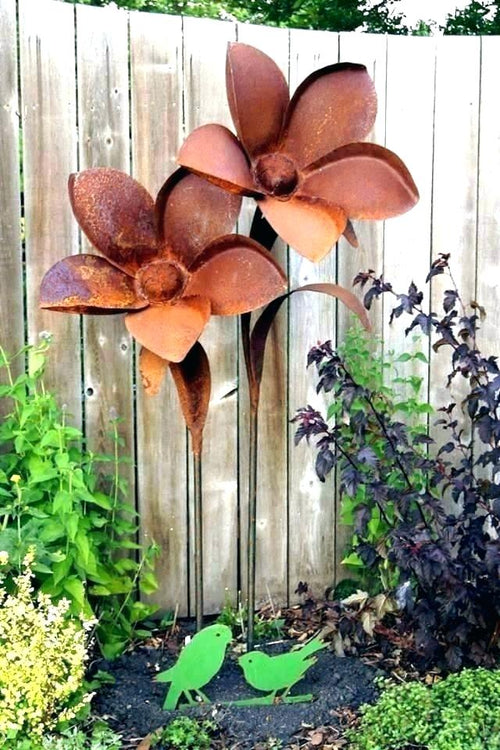Adding Metal Art to Your Garden