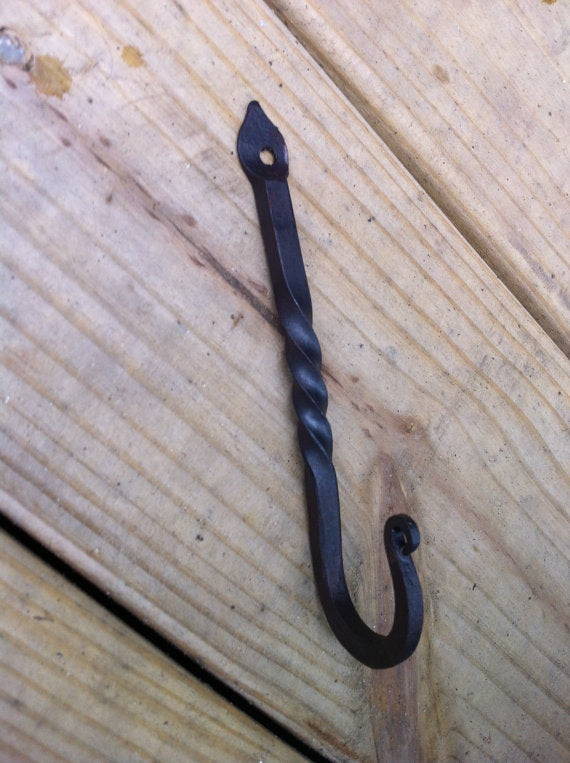 Blacksmithing 101- Forging a Hook - Arc and Hammer